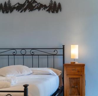 Cassina Valsassina House | La Corte della Casera