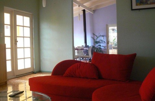 Quinns Rocks House | La Cote d Or - Mediterranean Cottage