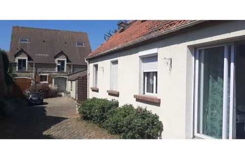 Brequerecque House | La Cour Pavée