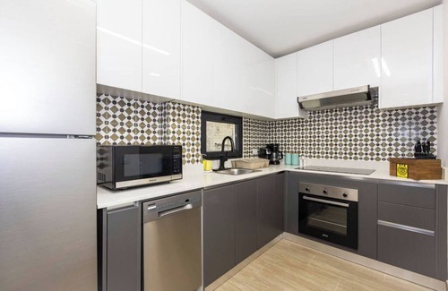 Panama City Condo | ★ La Cuadra by AcoModo - The UrbanArt Condo