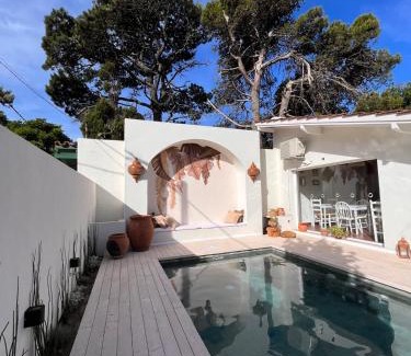 Villa Gesell Bed & Breakfast | LA CURVA Casa de Playa
