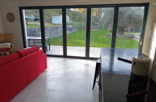 Sciez House | La Dépendance