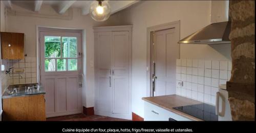 Saint-Martin-de-Lamps House | La Datcha d Elvira - Maison de campagne au vert