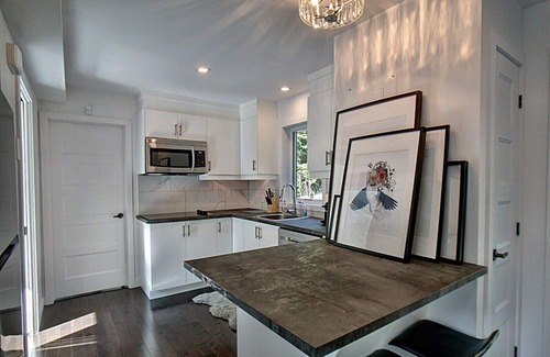 Chertsey Cottage | La Datcha: Romantic Getaway for couple
