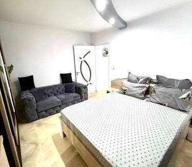 Calafat House | La DeDe -5 camere