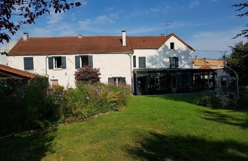 Sainte-Genevieve-des-Bois House | La demeure de Liers