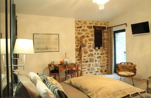 Chirols Bed & Breakfast | La Demeure des Maitres
