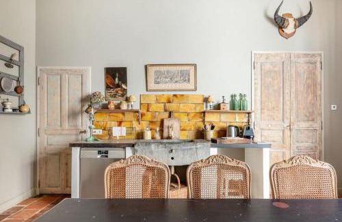Cadereau Villa | La Demeure Provençale au charme suranné