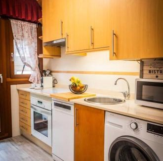 Soto Del Barco Apartment | La Deva - Apartamento con garaje gratuito