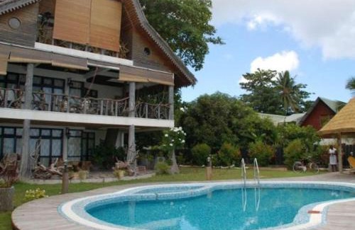 La Digue Villa | La Digue Emerald Villa