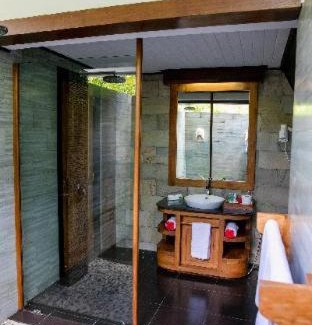 La Digue Cabin | La Digue Island Lodge