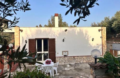 Castel Di Tusa House | La Dimora degli ulivi