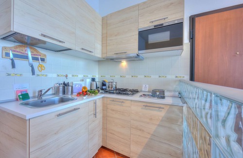 Arona Apartment | La Dolce Vita Pied dans L' Eau, Arona, Italy