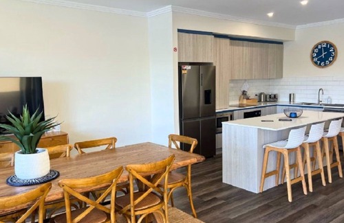 Sussex Inlet House | LA DOLCE VITA, TOP NOTCH