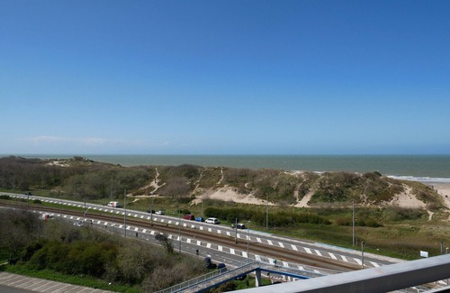 Bredene Apartment | La Dolina 0903 - Superb 3 bedroom apartment with sea view, 50m from the beach