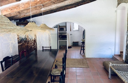 Albelda House | LA ERA Casa de Campo Exclusiva con Gran Finca
