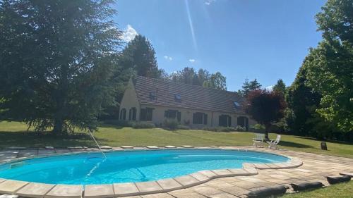 Thoury House | La Faisanderie à 5 min du Château de Chambord avec Grand Parc et Piscine
