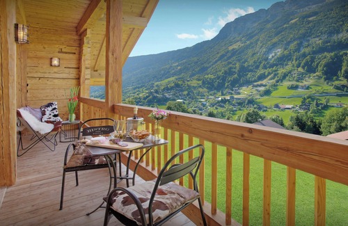 Les Villards-sur-Thones Ski Chalet | La Ferme du Gran Shan - luxury farmhouse for 15, indoor spa - OVO Network