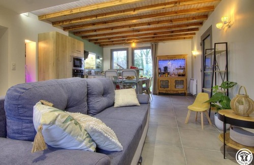 Marboz House | la Ferme aux Colombages