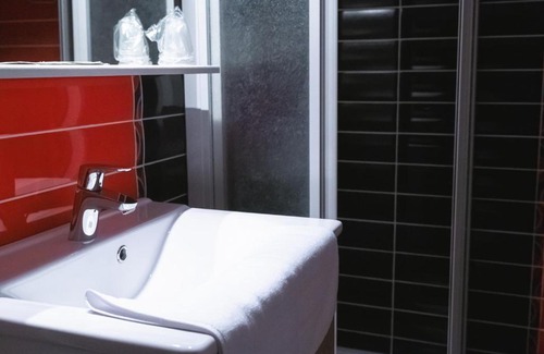 Saint-Jean-de-Bournay Hotel | LA FERME D'ANDRE