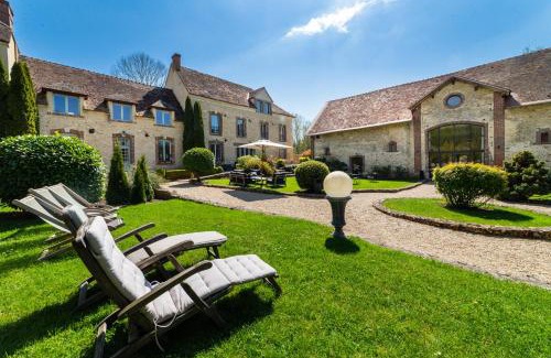 Bleury-Saint-Symphorien Bed & Breakfast | La Ferme de Bouchemont