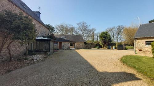 Trelevern House | La Ferme de L'Etang