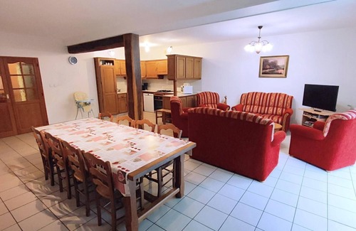 Douzy House | LA FERME DE LA FONTAINE