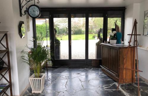 Bouvines Bed & Breakfast | La Ferme de la Place