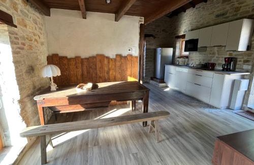 Ceyzeriat House | La ferme des Soudanières