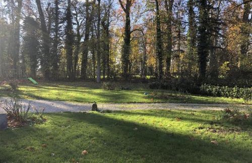 Beire-le-Chatel Bed & Breakfast | La Ferme du Château