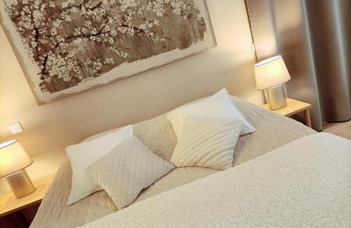 Reauville House | La Ferme Les Eybrachas