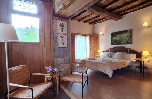 Salas Hotel | La Figal de Xugabolos, Salas