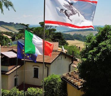 Collesalvetti Bed & Breakfast | La Finestra sul Colle