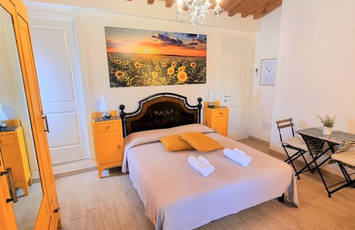 Collesalvetti House | La Finestra sul Colle