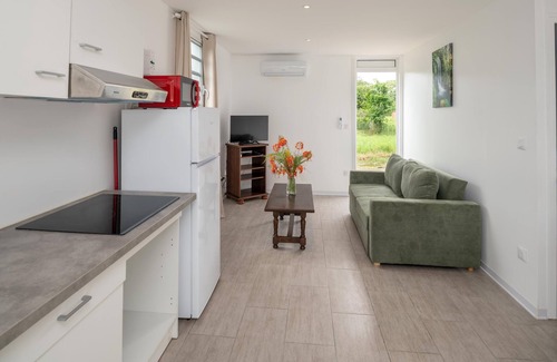 Morne-A-l'Eau House | La fleur des îles - Maison Climatisé pour 4