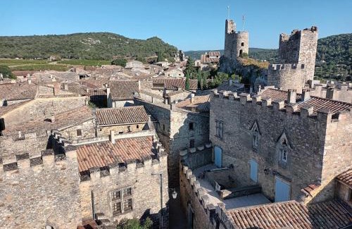 Aigueze Apartment | La fontaine