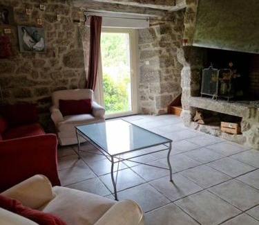 Florentin-la-Capelle House | La Fontaine d'Aubrac