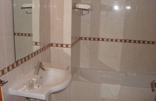 Esmoriz Hotel | La Fontaine Hotel