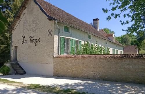 Beze House | La Forge 8 Personnes