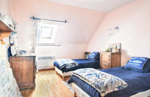 Denneville House | La Forge de Denn - Ancienne forge pour 6 voyageurs