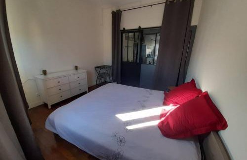 Verneuil-sur-Vienne House | La Forge