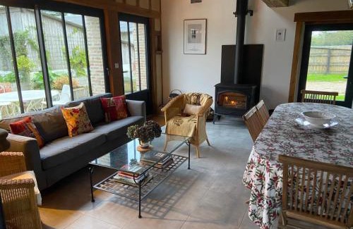 Sainte-Gauburge-Sainte-Colombe House | LA LONGERE GALOPE