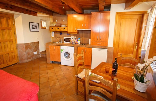 Pinuecar House | La Fragua is a beautiful little house with a gable roof built in stone and wood