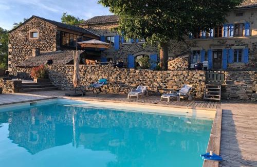 Saint-Etienne-Lardeyrol Bed & Breakfast | La Framboisine