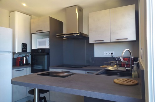 La Franqui Apartment | La Franqui. Appt 42m2. 50 m. from the beach.Balcony with nice sea view. Wifi.