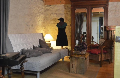 Saint-Jean-des-Ollieres Bed & Breakfast | LA FREIRESSA