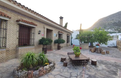 Algodonales Ski Chalet | La Güena Vida .