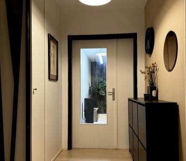 Noisy-le-Grand Apartment | La Galerie - appartement entier -75 m2