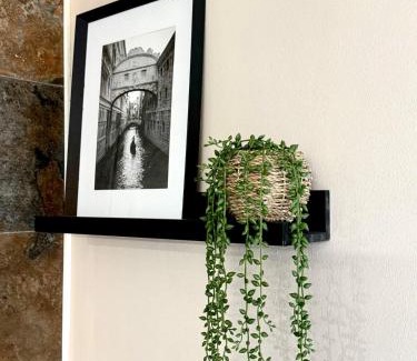 Noisy-le-Grand Apartment | La Galerie - appartement entier -75 m2