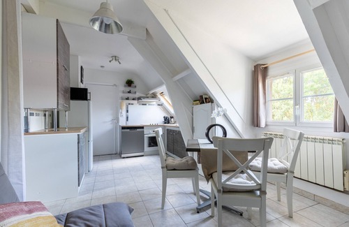 Bennecourt Apartment | La Galiote - One Bedroom Apartment, Sleeps 3